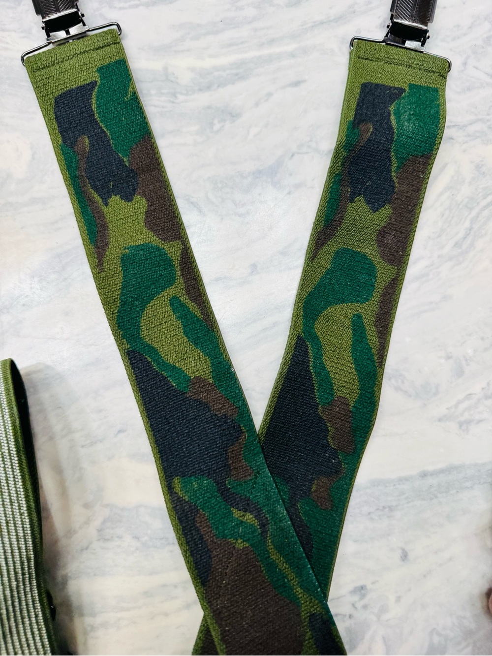 Camouflage clip Suspenders for Men - Green Camo adjustable 2” wide - Picture 6 of 8